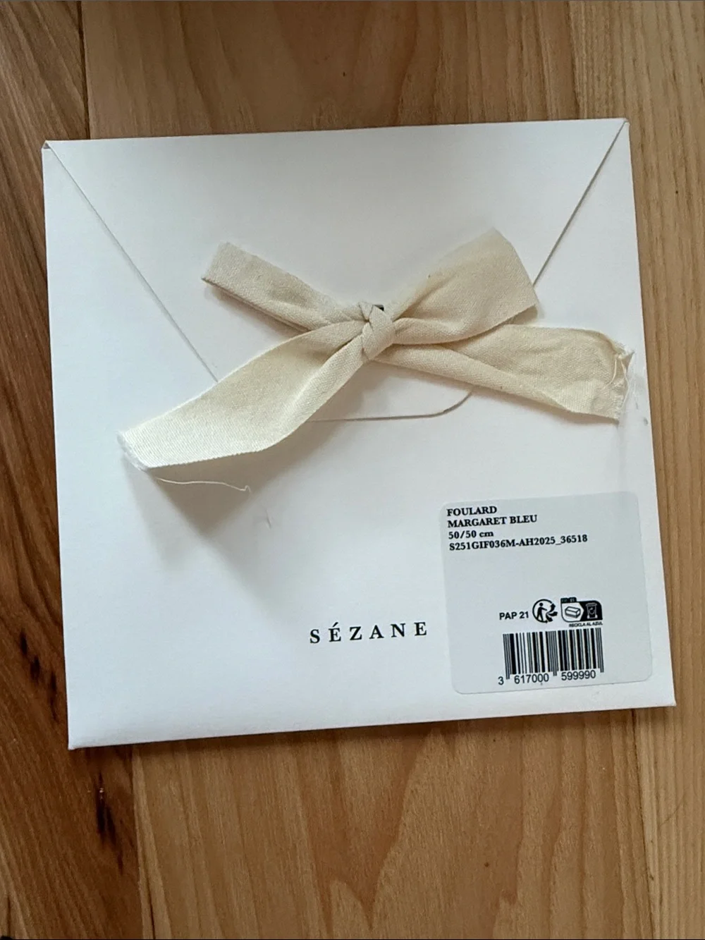 Sezane Gaston Scarf - Floral